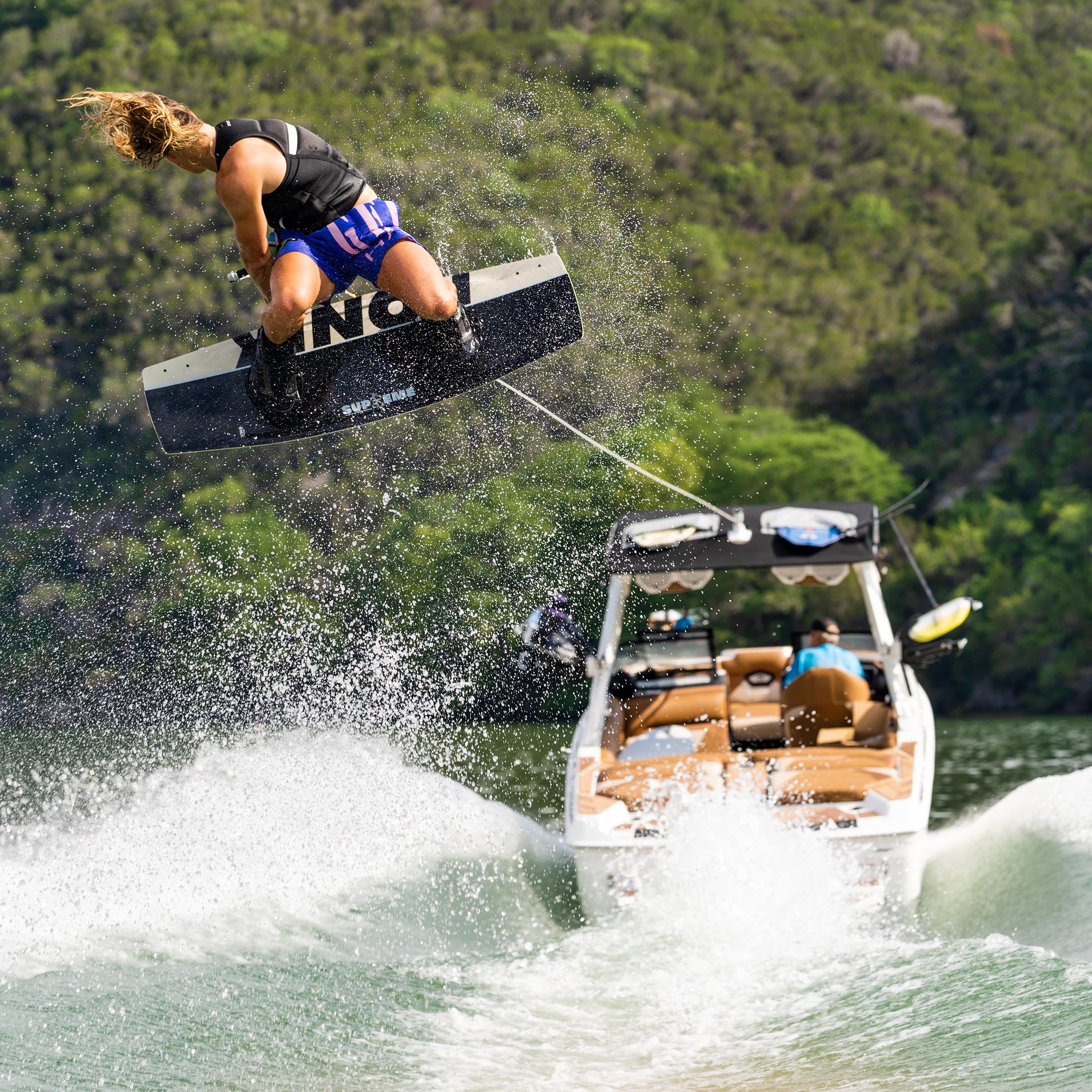 Freeboard Comp Vest - Image 6