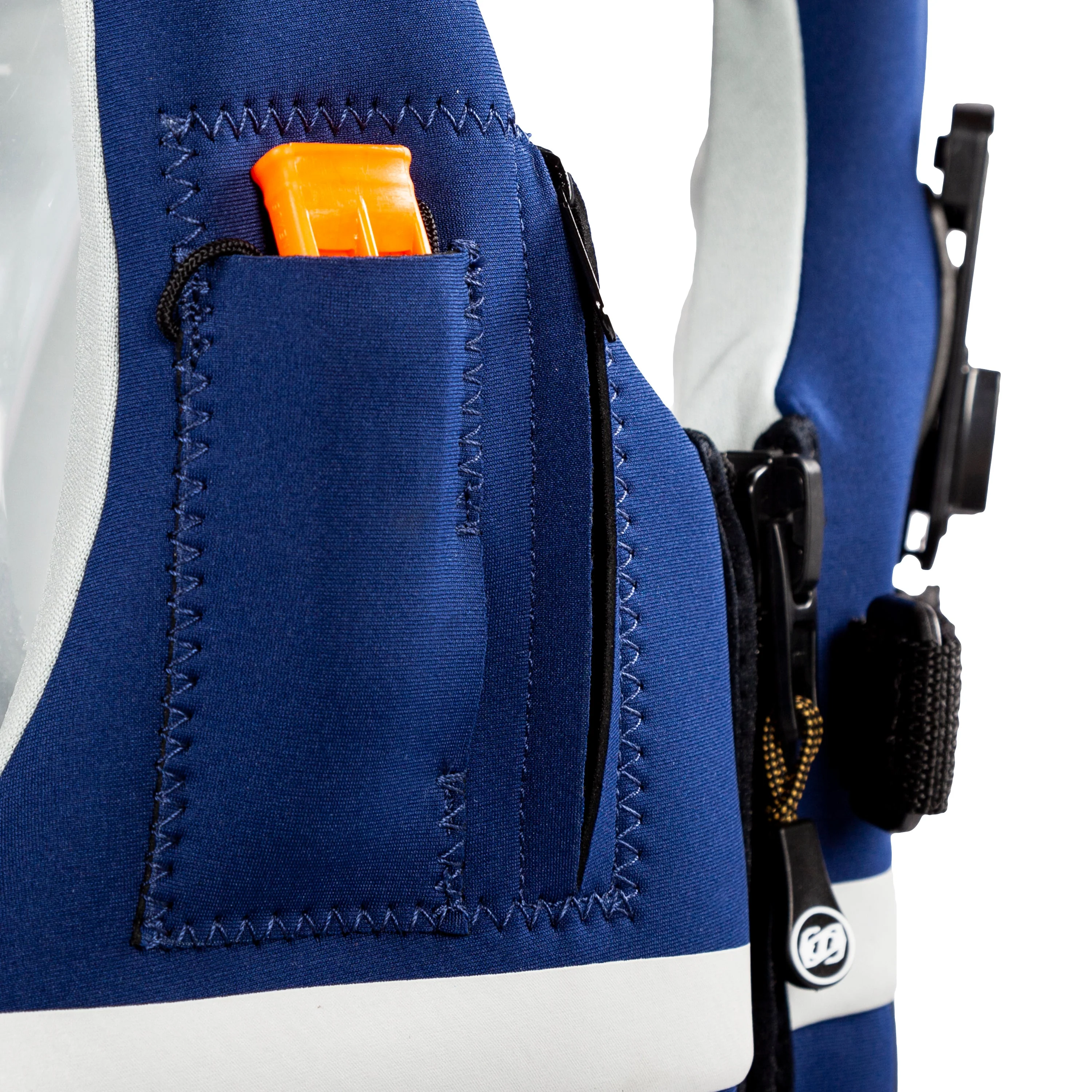 L.R.E. HELMSMAN NEOPRENE CGA VEST - Image 5