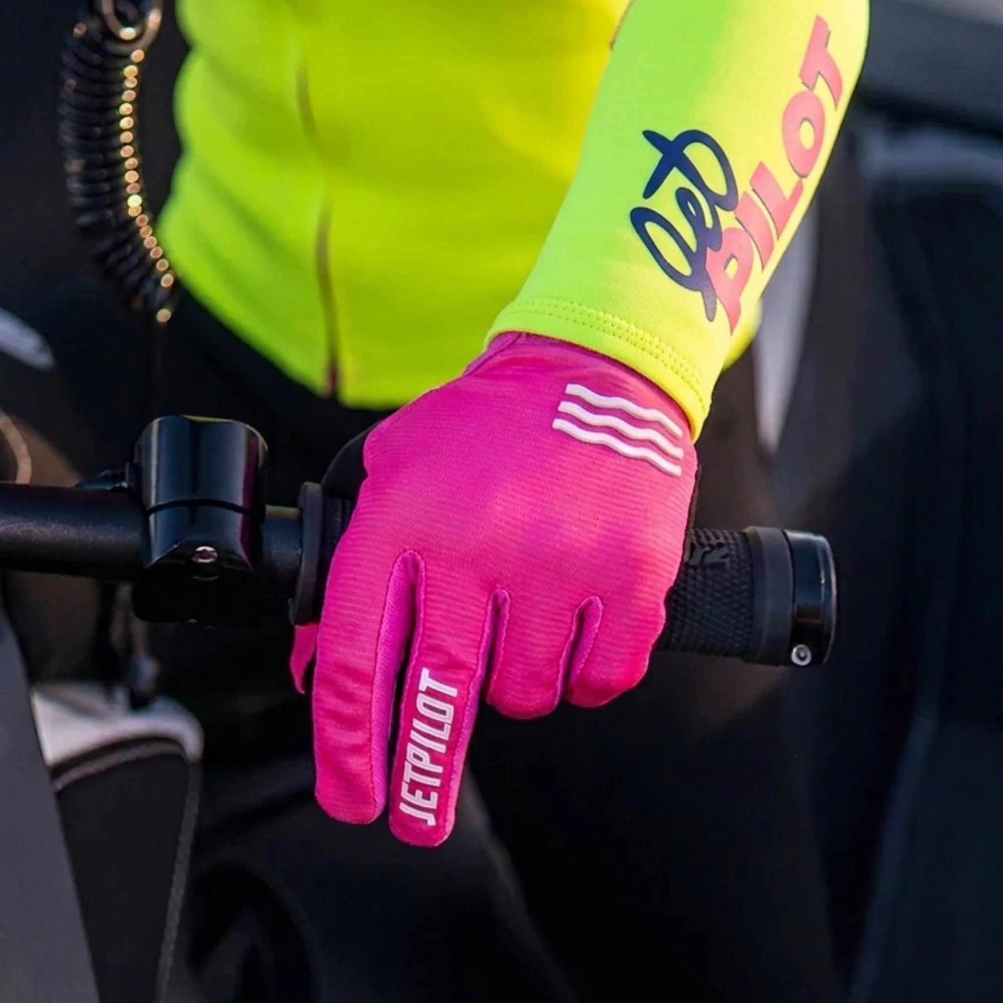 Superlite Full Finger Glove - Image 11