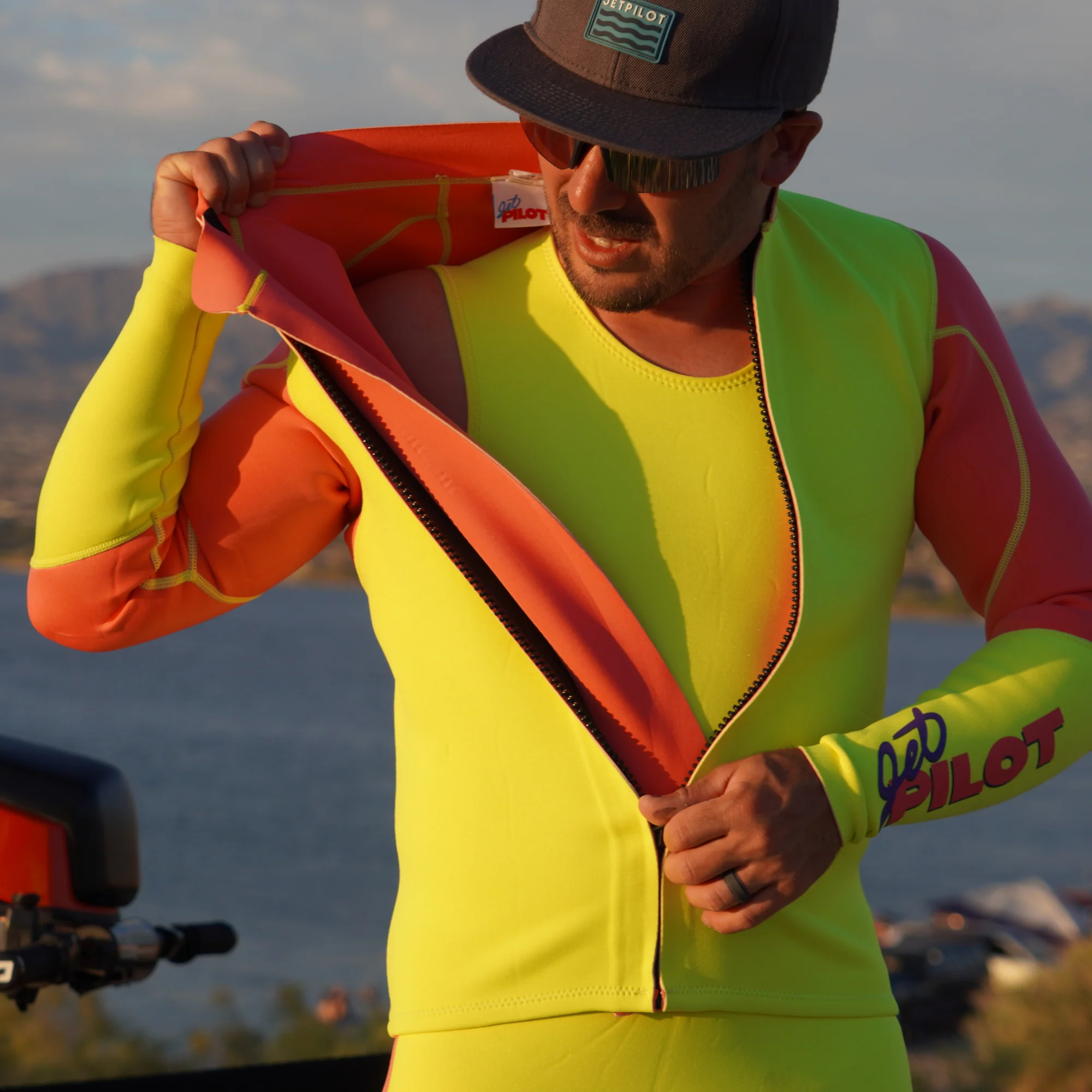 Vintage Class Jacket - Image 11